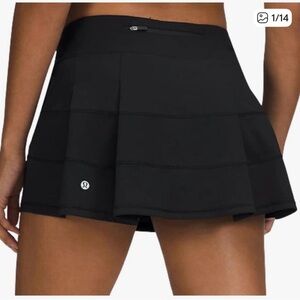 lululemon athletica Black skort with Pleats